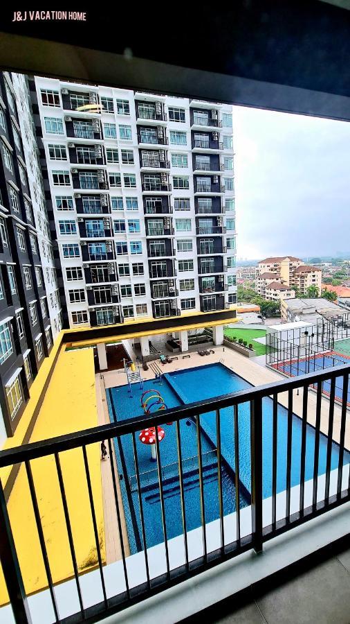 J&J Vacation Home@Novo8 Residence Kampong Tambak ภายนอก รูปภาพ