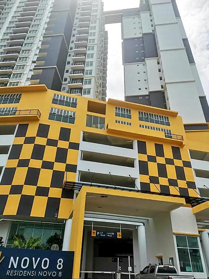 J&J Vacation Home@Novo8 Residence Kampong Tambak ภายนอก รูปภาพ