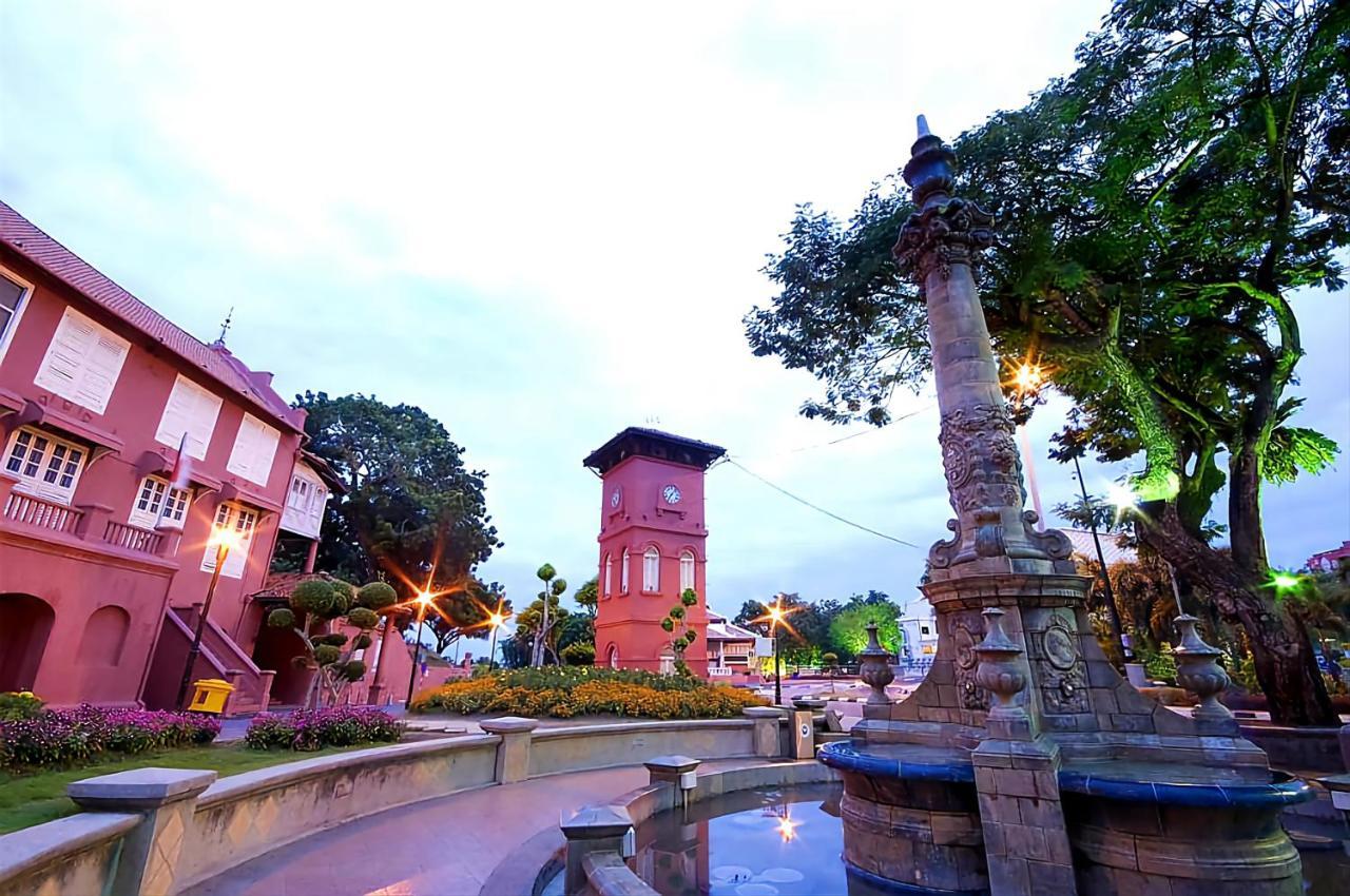 J&J Vacation Home@Novo8 Residence Kampong Tambak ภายนอก รูปภาพ