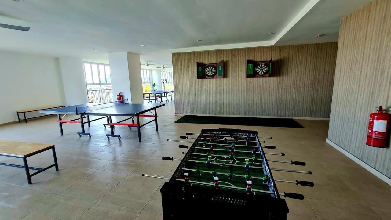 J&J Vacation Home@Novo8 Residence Kampong Tambak ภายนอก รูปภาพ